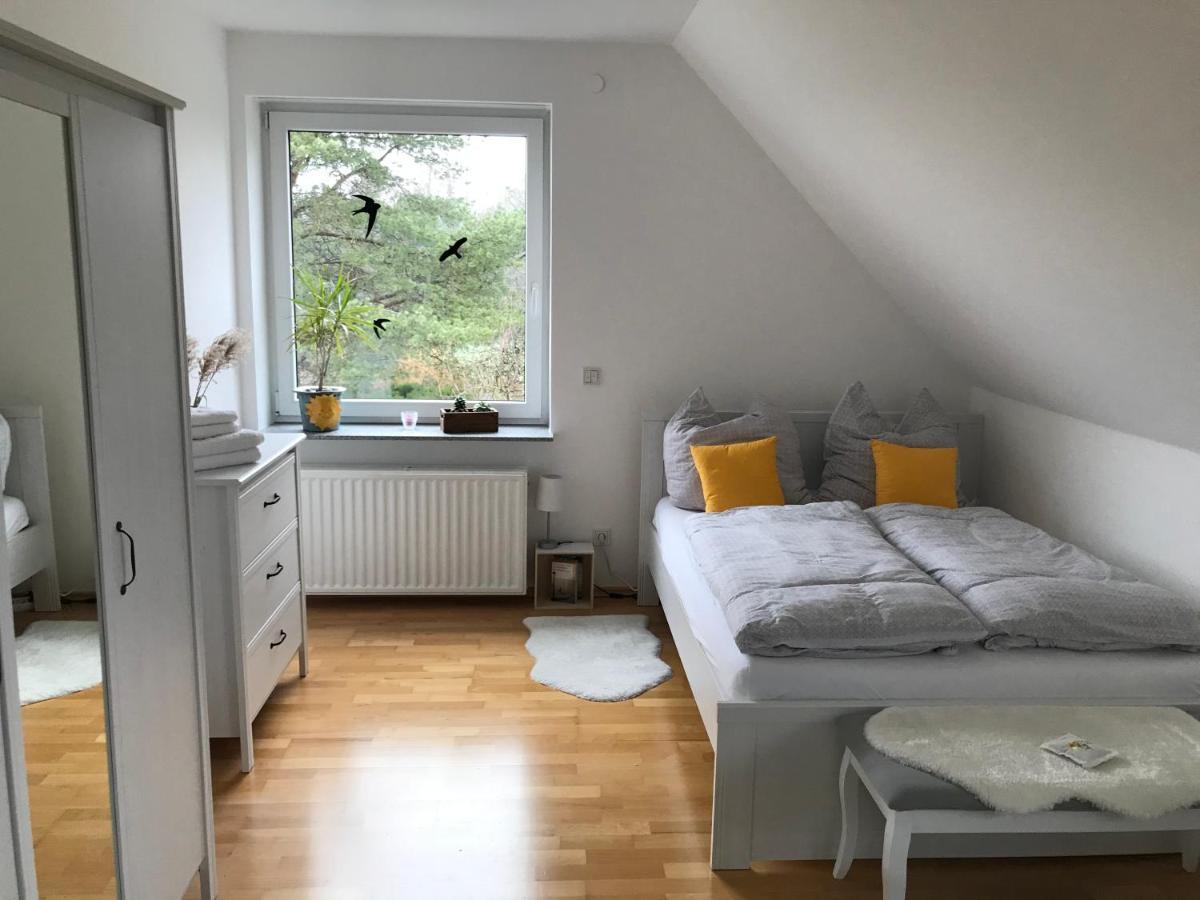 Kleine Auszeit Mit Aussicht Velbert Toenisheide Apartamento Exterior foto