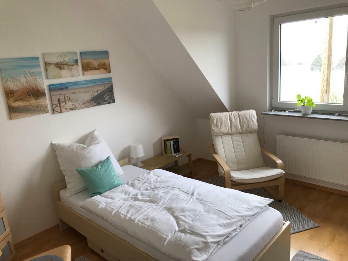 Kleine Auszeit Mit Aussicht Velbert Toenisheide Apartamento Exterior foto