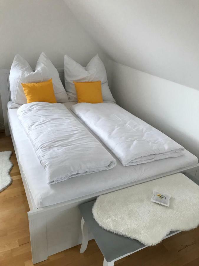 Kleine Auszeit Mit Aussicht Velbert Toenisheide Apartamento Exterior foto